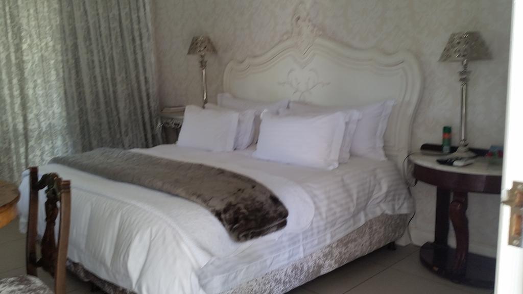 La Riviera Boutique Guesthouse & Spa Aliwal North Zimmer foto