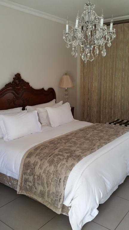 La Riviera Boutique Guesthouse & Spa Aliwal North Zimmer foto